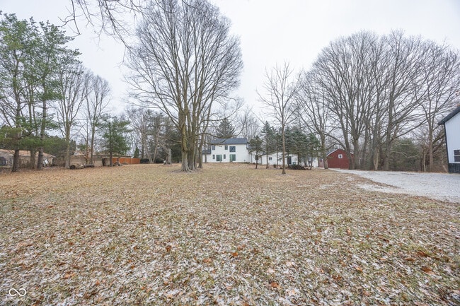 Building Photo - 7980 Royal Ave