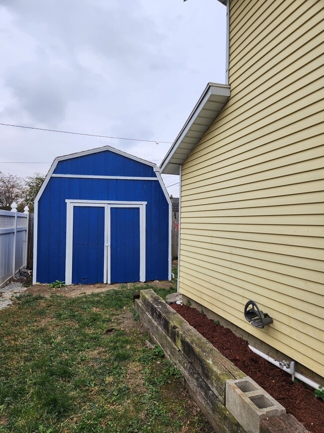 Building Photo - 211 S Morgan St