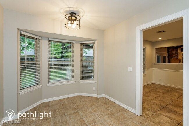 Building Photo - 3 br, 2 bath House - 2640 W Dallas Street ...
