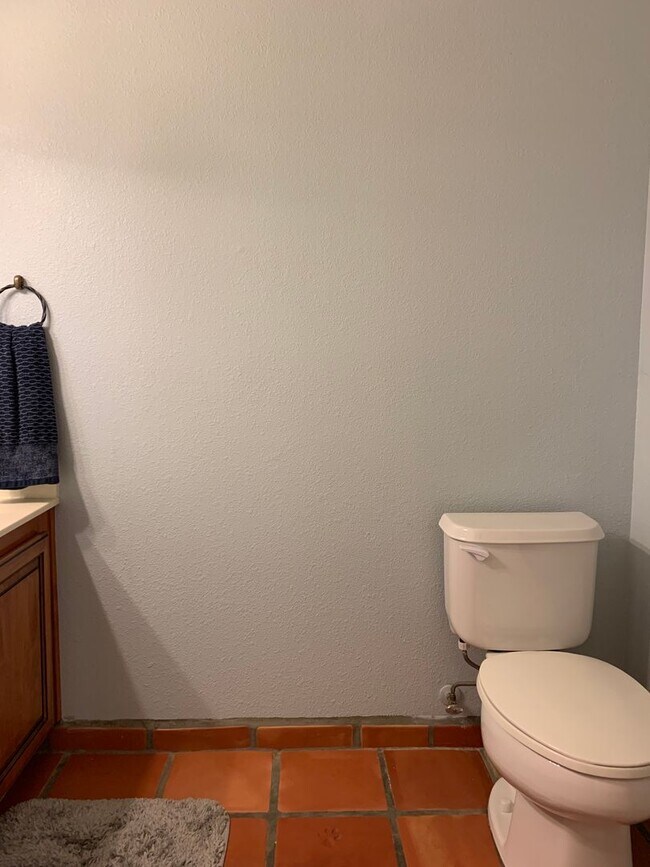 Building Photo - Magnificent 4 Bedroom, 2.5 Bath in Rio Rancho!