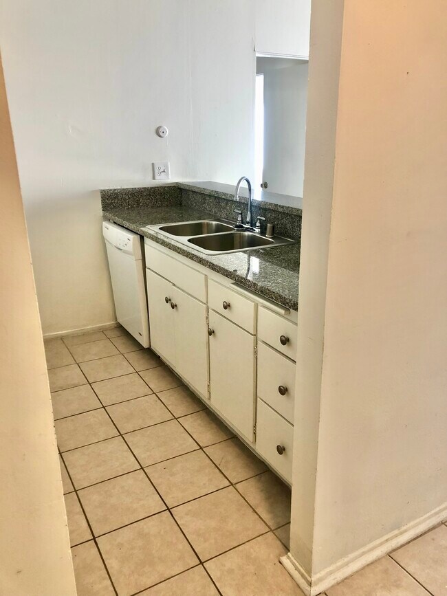 Unit Nº22 - Alternate View of Kitchen - 3739 Clarington Ave