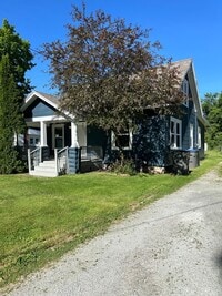 Building Photo - 507 Dewey Ave