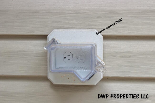 Building Photo - 4245 Youngstown Dr