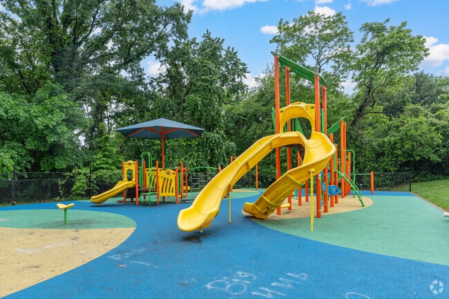 Playground - Skyline Apartments