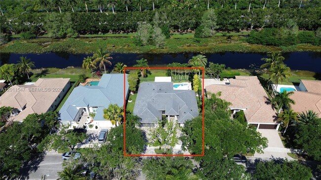 Building Photo - 3767 Oak Ridge Cir