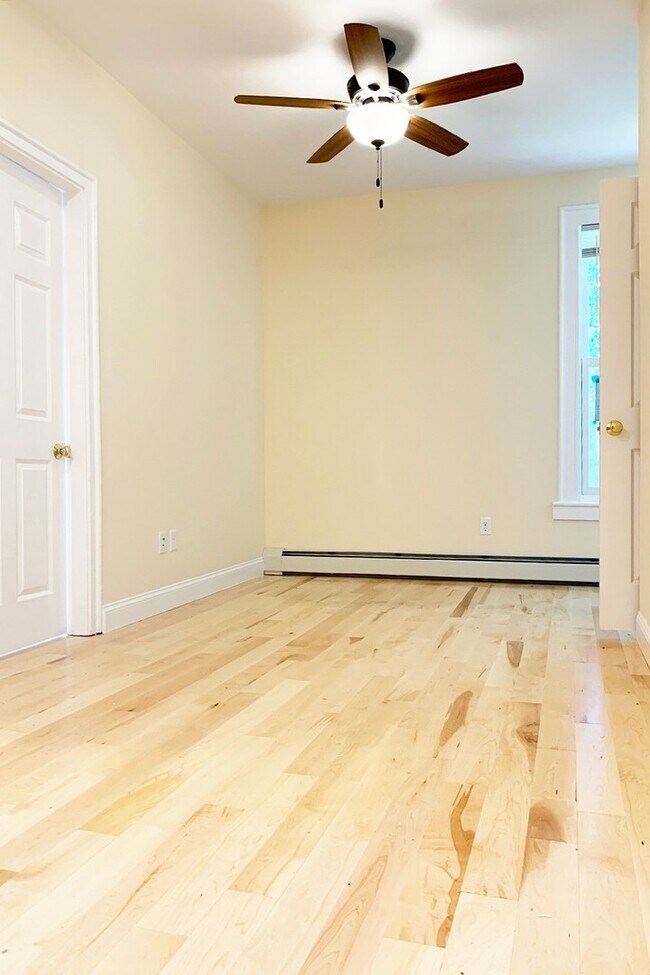 Building Photo - 375 St Paul St