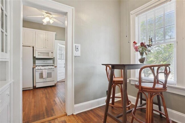 Building Photo - 203 Winter Ave
