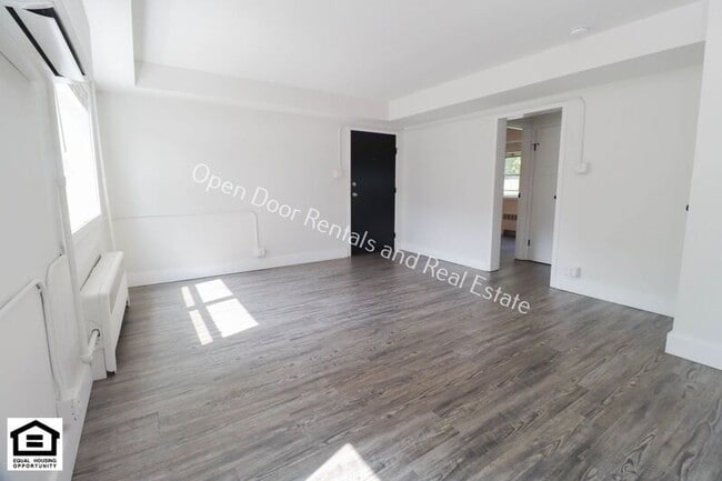 Building Photo - 1823 Griswold Dr