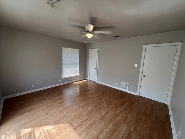 Building Photo - 222 N Ricketts St