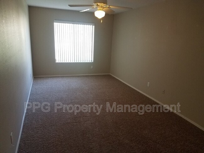 Building Photo - 13359 W Ironwood St