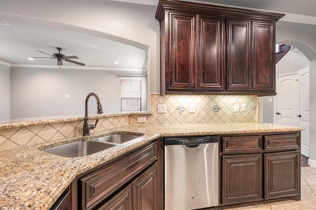 Building Photo - 1024 Audrey Way