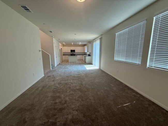 Building Photo - Victorville- New Richmond Home, 3 bedrooms...
