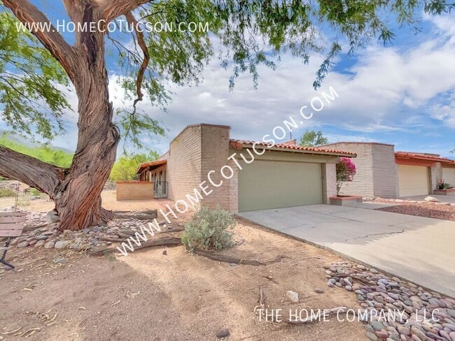 Building Photo - 8540 N Calle Tioga
