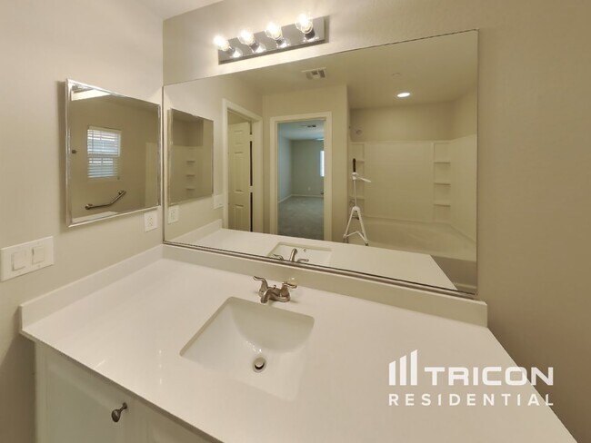 Building Photo - 9169 Promising Ct