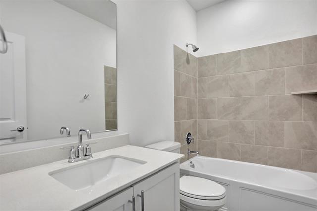 Building Photo - 5123 Bancroft Dr