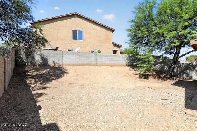 Building Photo - 1337 W Camino Mesa Sonorense