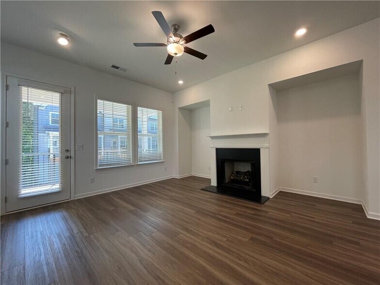 Building Photo - 1597 Tilden Ct