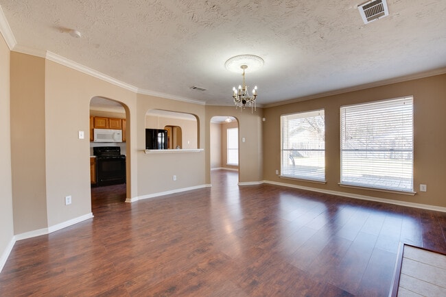 Building Photo - 6611 Amberfield Ln