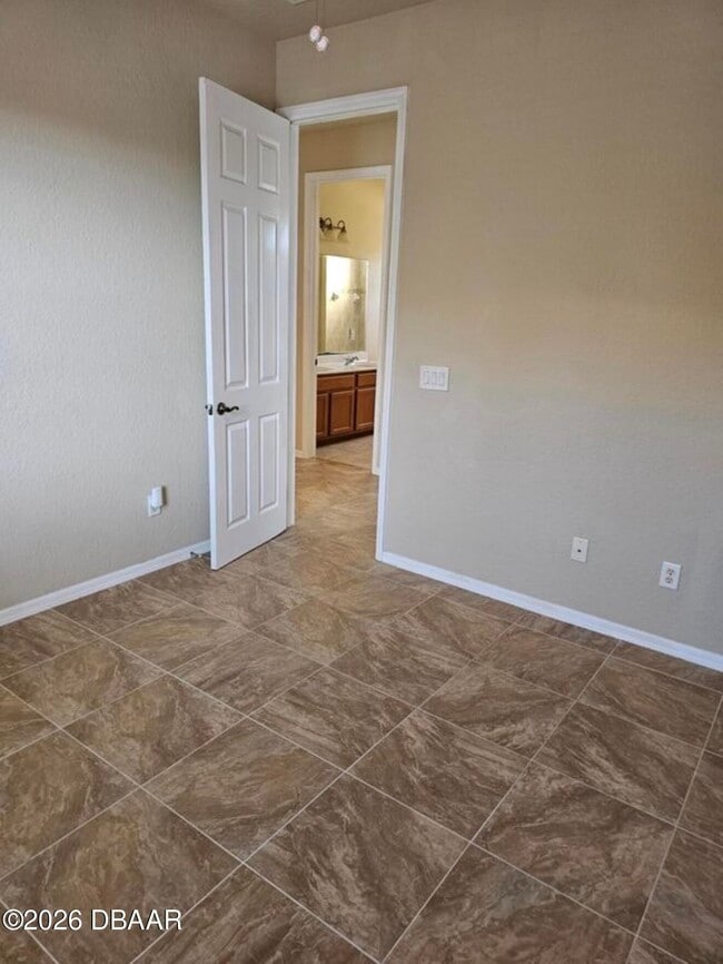 Building Photo - 3848 Calliope Ave