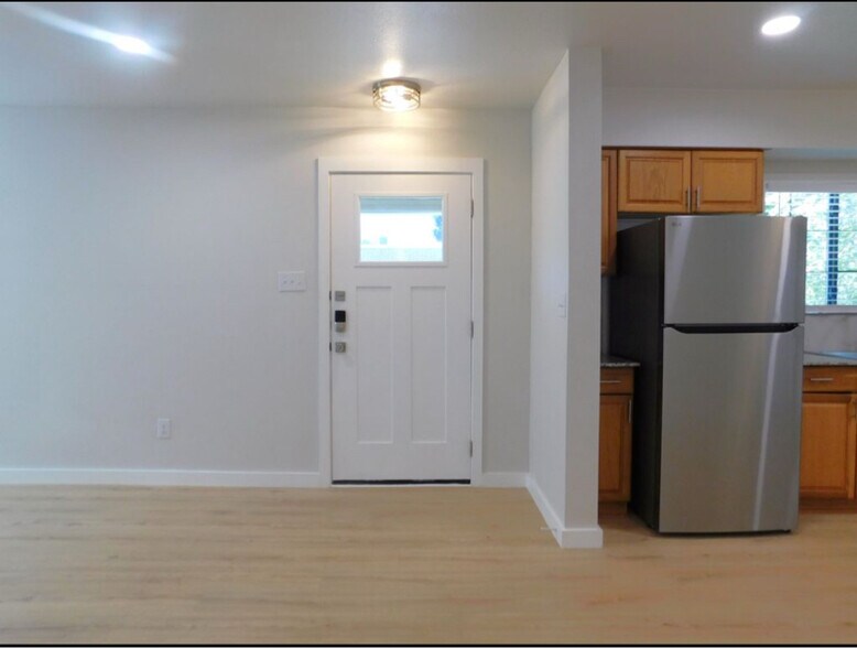 Building Photo - 314 Jagoe St