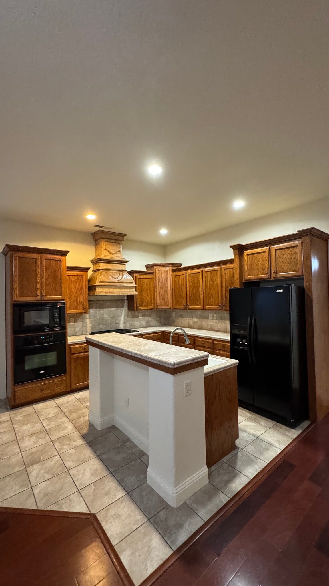 Building Photo - 5959 E Via Casella Dr