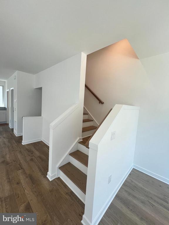 Building Photo - 3010 Pierview Walk