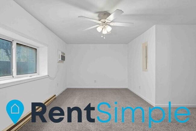 Building Photo - 205 McConkey St