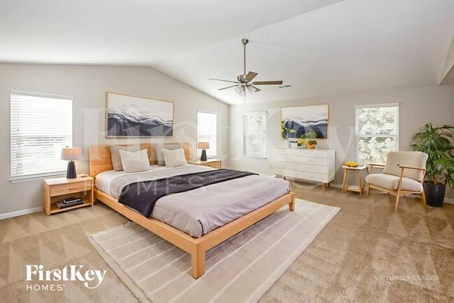 Building Photo - 608 Hunley St