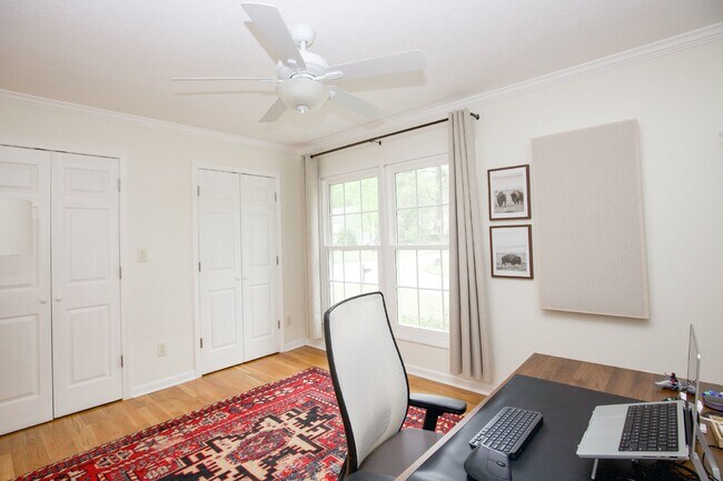 Building Photo - Spacious 3 Bedroom Home in Fayetteville, N...
