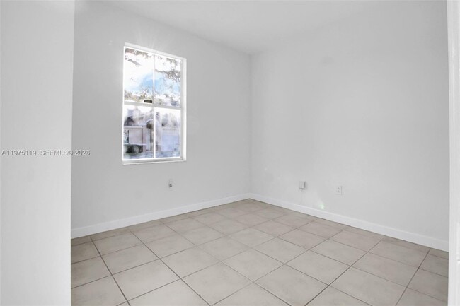 Building Photo - 27463 SW 137th Ct