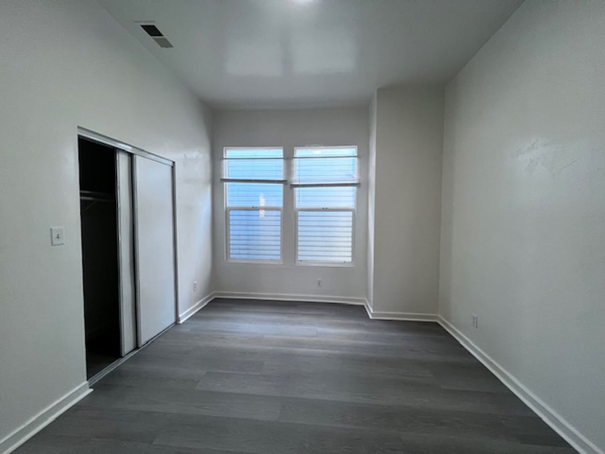 Building Photo - 1039 Peralta St