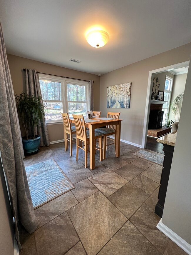 Building Photo - 110 Inland Cir