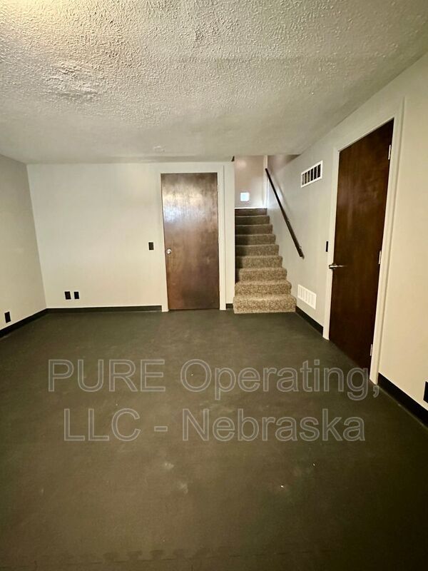 Building Photo - 5039 S 163rd Ave