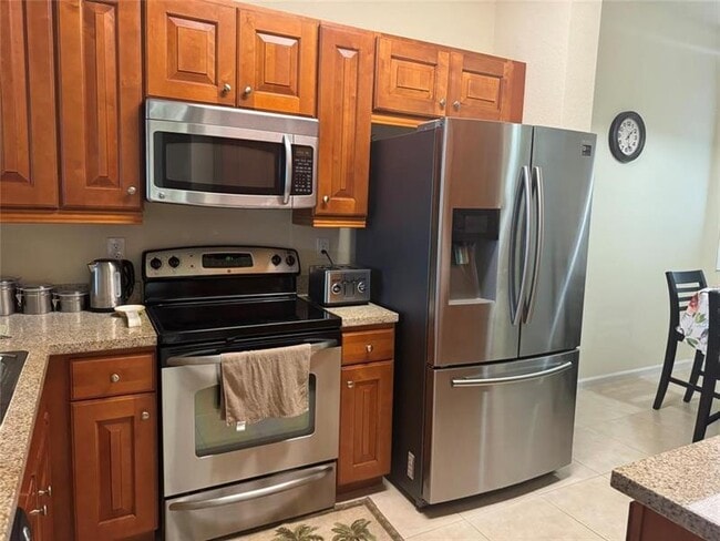 Building Photo - 3500 Oaks Clubhouse Dr