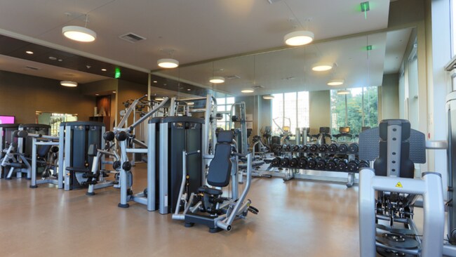 Building Photo - 225 S Grand Ave