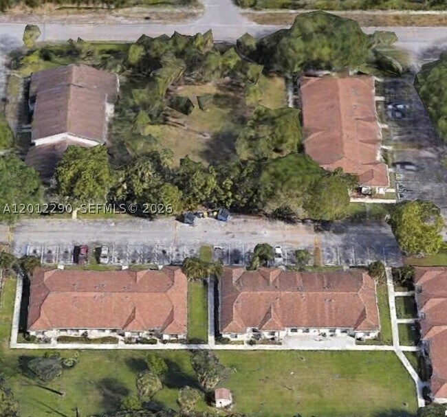 Building Photo - 5080 Sanctuary Way