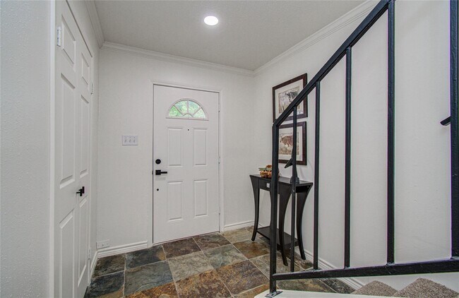 Building Photo - 15309 Kingfield Dr