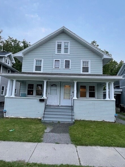 Primary Photo - 1044 Plymouth Ave S