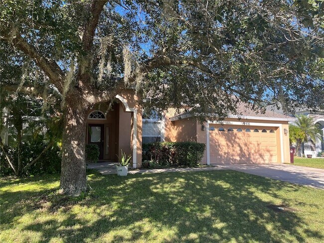 Primary Photo - 946 Seneca Trail