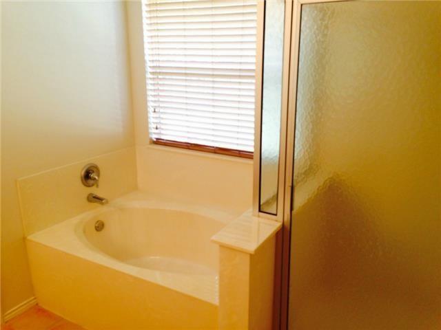 Building Photo - 208 McKennas Cove