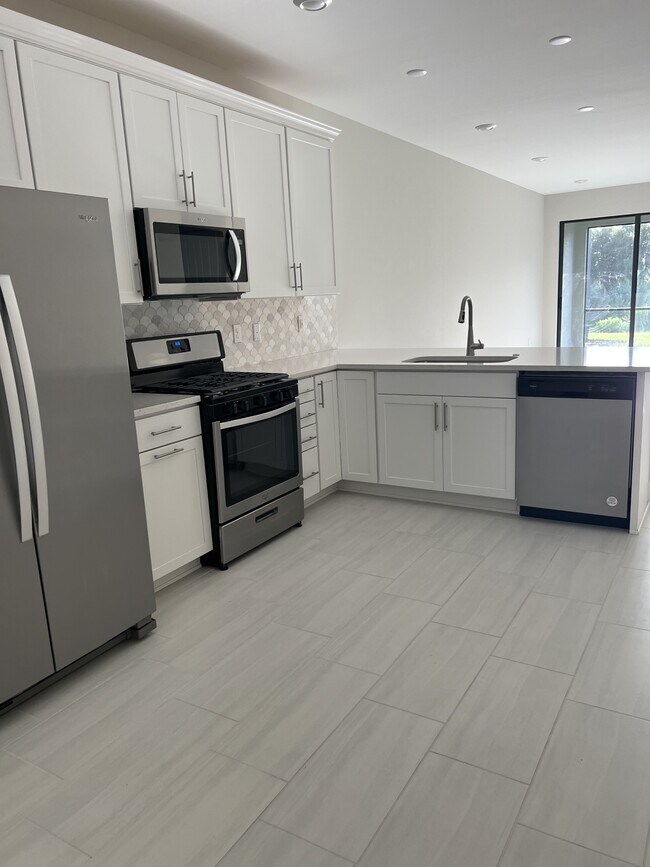Building Photo - 14389 Eagle Branch Dr