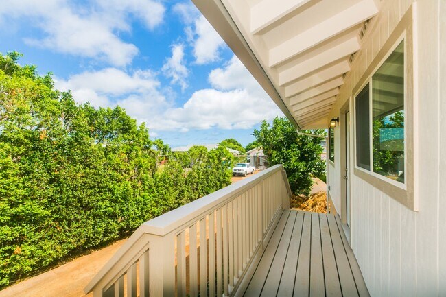 Building Photo - Newly built 2 bedroom 2 full bath full size kitchen + living area detached SFH Aiea Heights