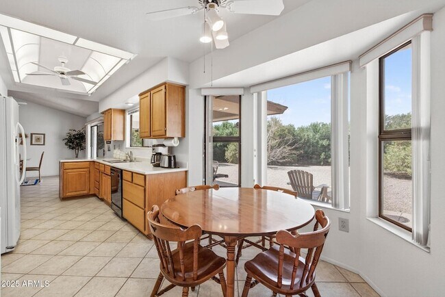 Building Photo - 13511 W Gemstone Dr