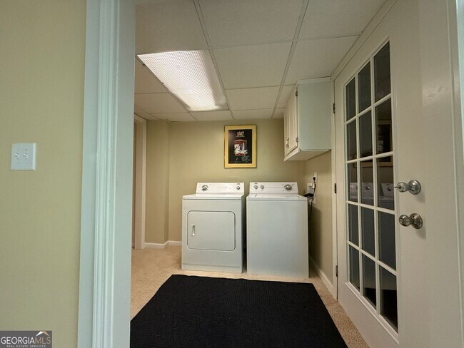 Building Photo - 3550 River Trace Dr