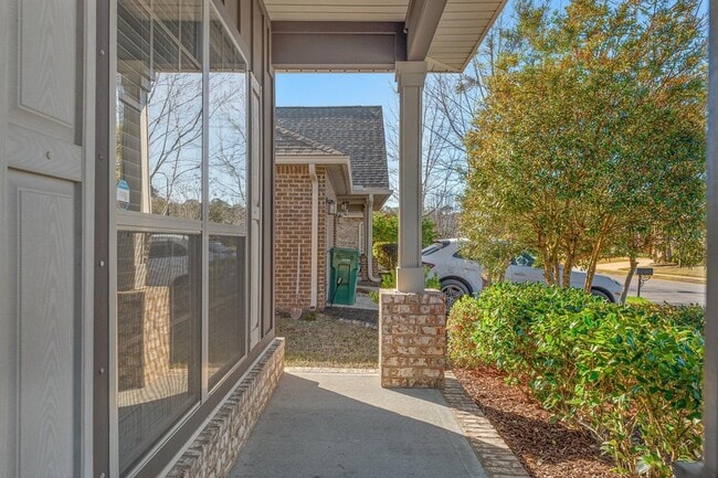 Building Photo - 188 Whispering Lake Dr