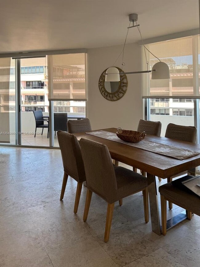 Building Photo - 5161 Collins Ave