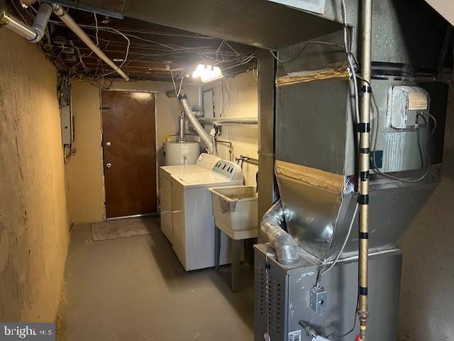 Building Photo - 5443 Valley St