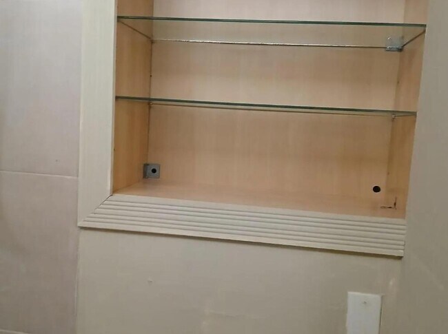 Building Photo - 6232 62nd Ave N