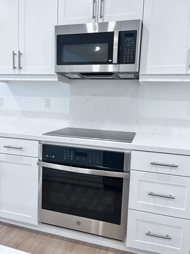 Building Photo - ***NEW BUILD IN LOMA LINDA***