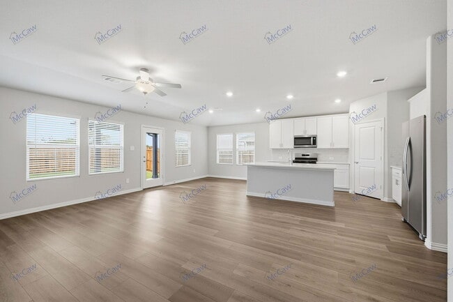 Building Photo - 2221 Dunbar Dr